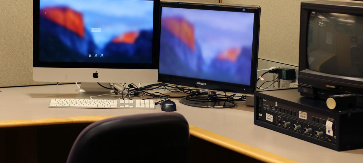 Dual screen Mac computers in the Knapp Digital Media Lab