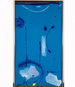 海伦·弗兰肯塞勒，《蓝色之外》，1985年，帆布丙烯:77英寸。x42英寸。(195.6厘米x 106.7厘米)Philip M. Stern的礼物，华盛顿特区